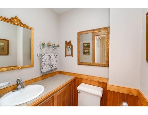 9 Montvale Road Worcester, MA 01609 - Photo 13 of 29 Gallery Image 13