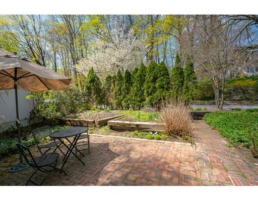 9 Montvale Road Worcester, MA 01609 - Photo 23 of 29 Gallery Image 23