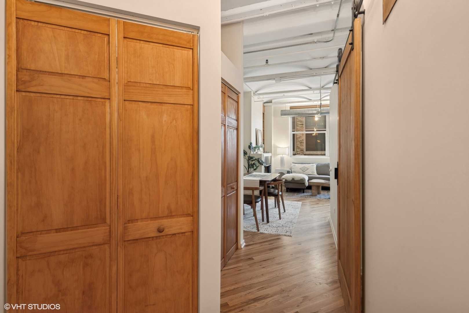 500 South Clinton Street, Unit 517 Chicago, IL 60607 - Photo 2 of 16 Gallery Image 2