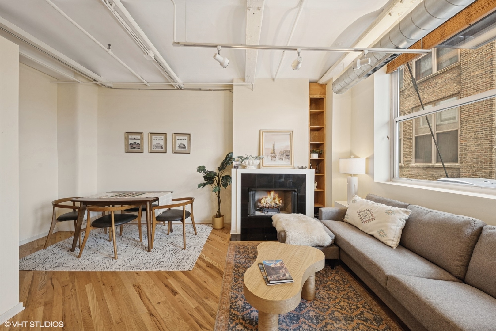 500 South Clinton Street, Unit 517 Chicago, IL 60607 - Photo 3 of 16 Gallery Image 3
