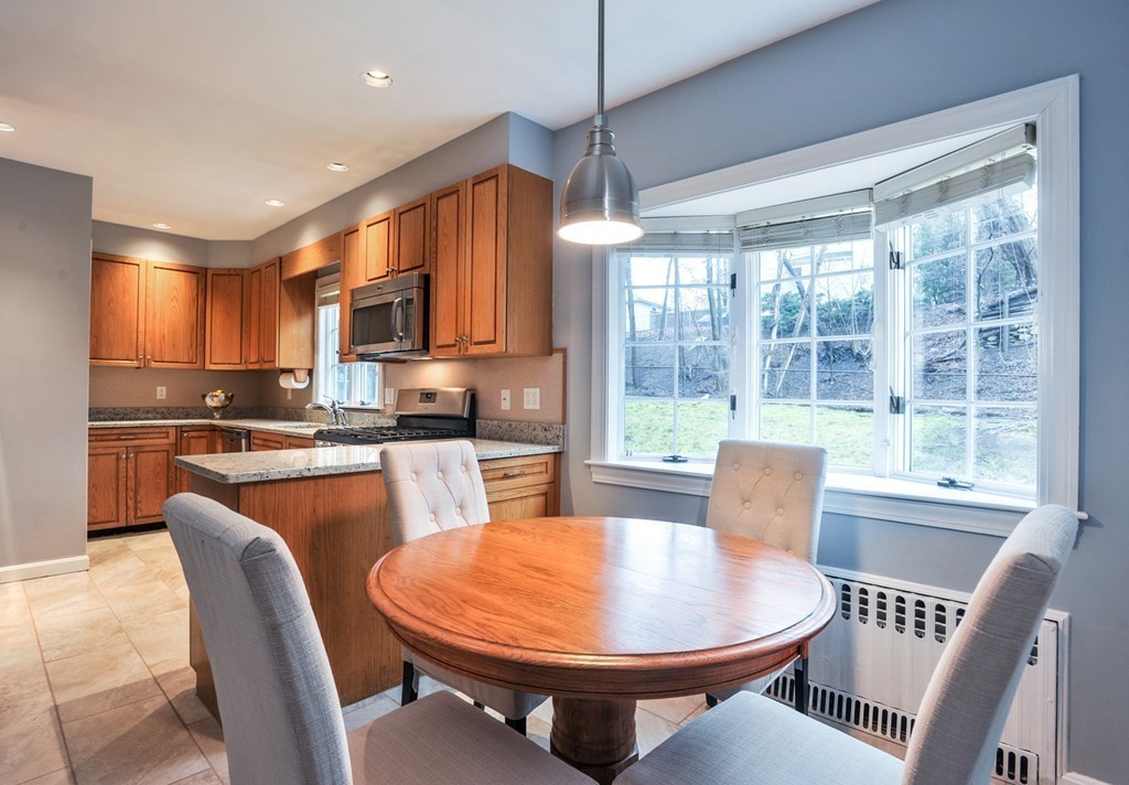 121 Prospect Street Wellesley, MA 02481 - Photo 13 of 19 Gallery Image 13
