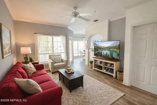 $1,400 | 10961 Burnt Mill Road, Unit 225, Jacksonville, FL 32256
