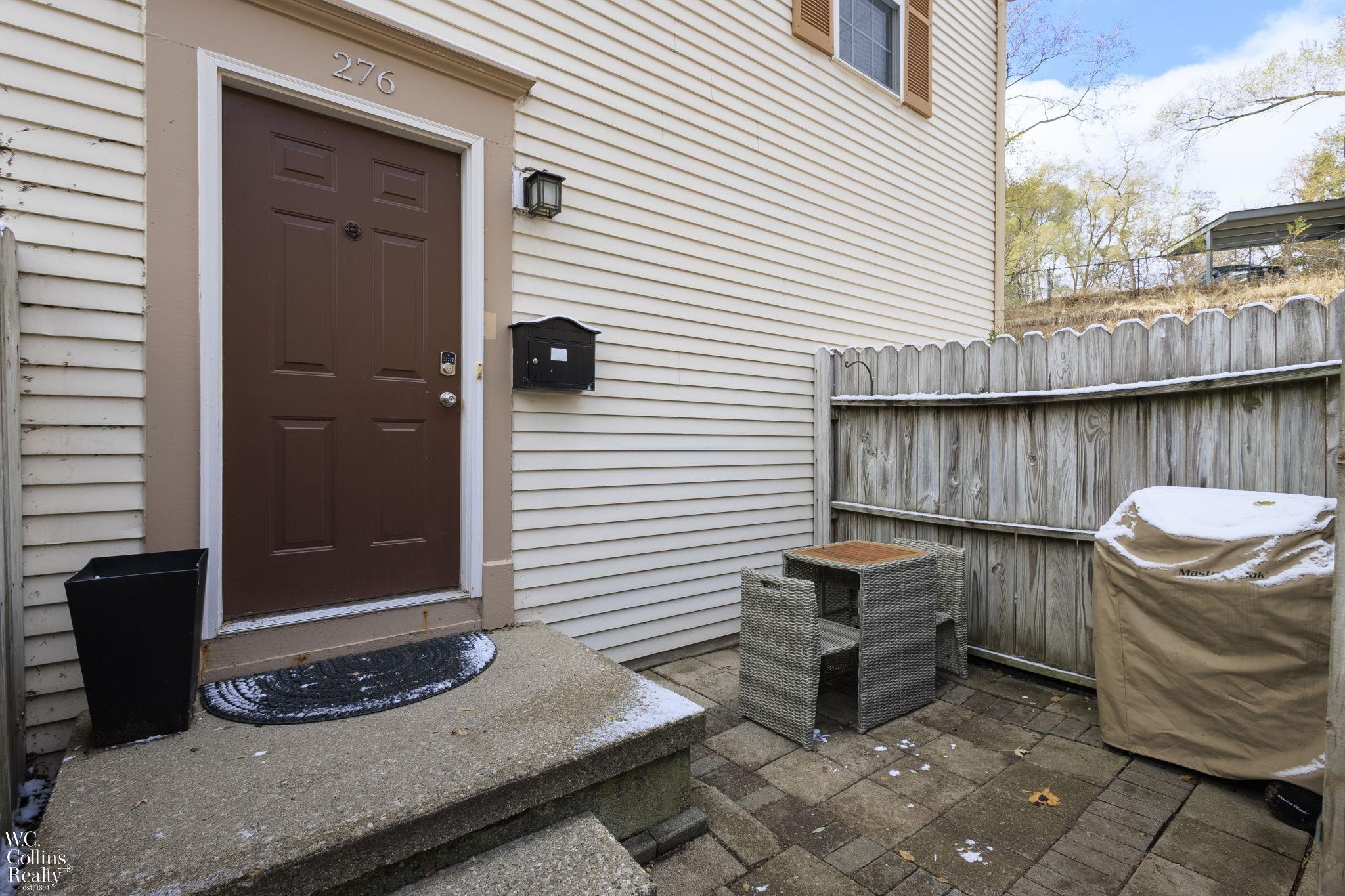 276 1st Street Rochester, MI 48307 - Photo 3 of 21 Gallery Image 3