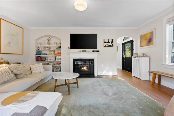 $1,399,900 | 2646 Eastwood Avenue, Evanston, IL 60201