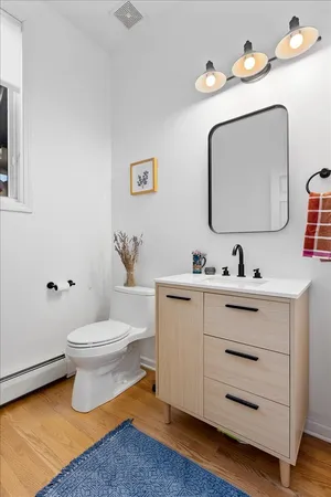 $1,399,900 | 2646 Eastwood Avenue, Evanston, IL 60201