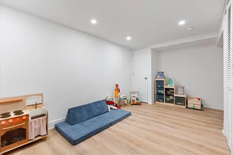 $1,399,900 | 2646 Eastwood Avenue, Evanston, IL 60201