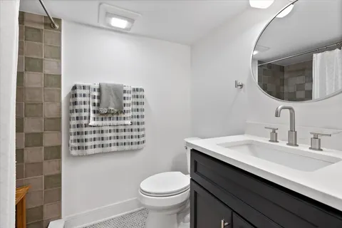 $1,399,900 | 2646 Eastwood Avenue, Evanston, IL 60201