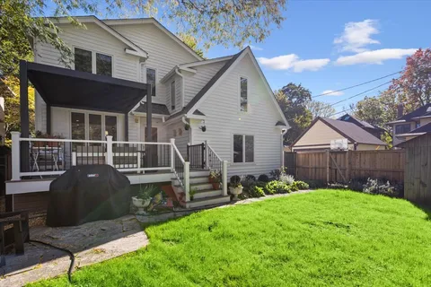 $1,399,900 | 2646 Eastwood Avenue, Evanston, IL 60201