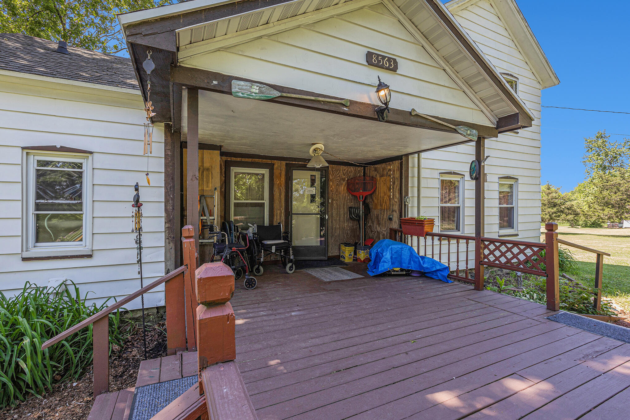 8563 Dorrell Road Jackson, MI 49201 - Photo 4 of 32 4