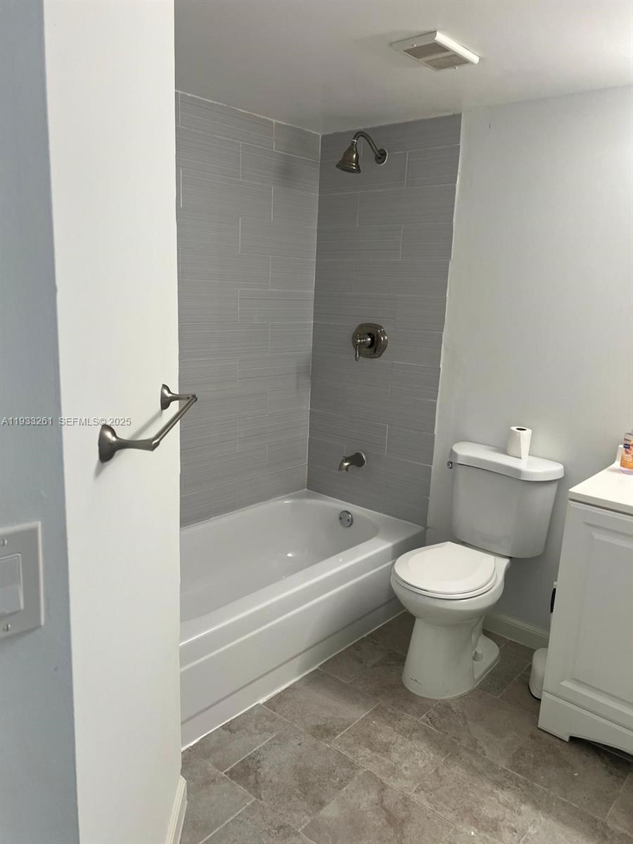 8821 Wiles Road, Unit 306 Coral Springs, FL 33067 - Photo 14 of 23