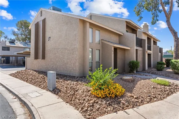 $159,000 | 560 Sellers Place, Henderson, NV 89011