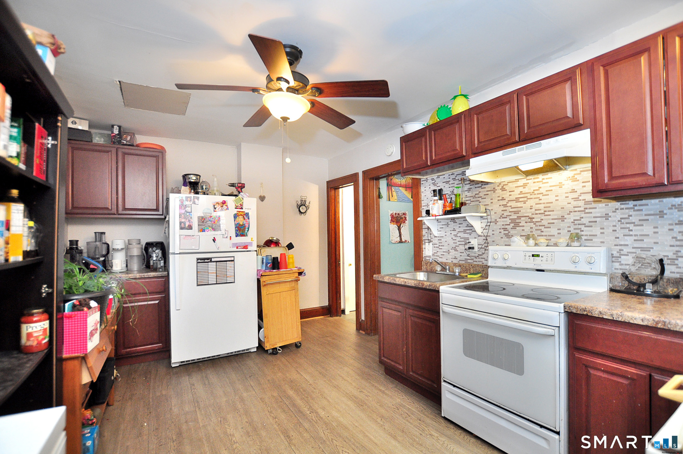 6 Omo Street Middletown, CT 06457 - Photo 24 of 38