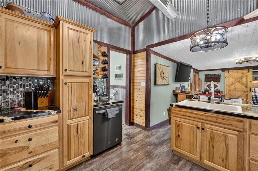 13810 Byars Road Grandview, MO 64030 - Photo 13 of 65 Gallery Image 13