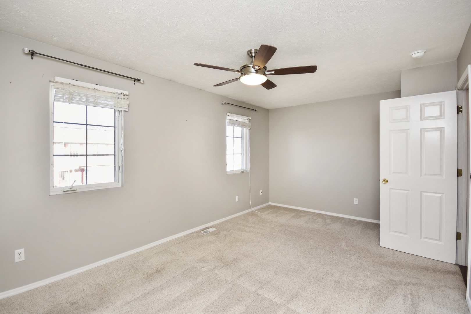 5 Andy Court, Unit 4 Bloomington, IL 61704 - Photo 25 of 52 a view of an empty room with a window