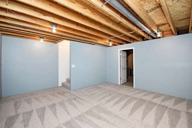 $159,900 | 5 Andy Court, Unit 4, Bloomington, IL 61704