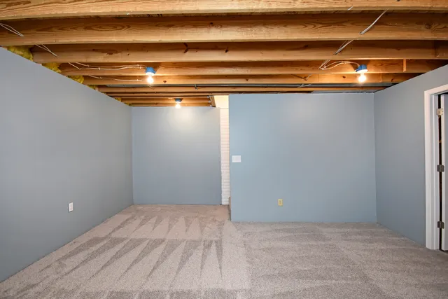 $159,900 | 5 Andy Court, Unit 4, Bloomington, IL 61704