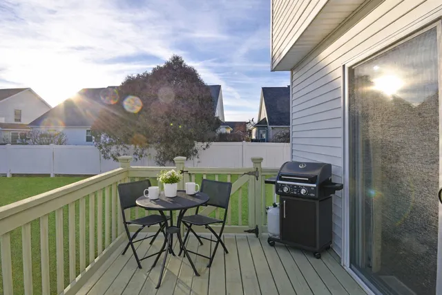 $159,900 | 5 Andy Court, Unit 4, Bloomington, IL 61704