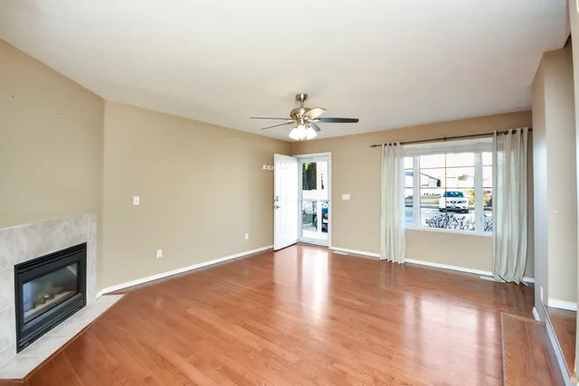 $159,900 | 5 Andy Court, Unit 4, Bloomington, IL 61704