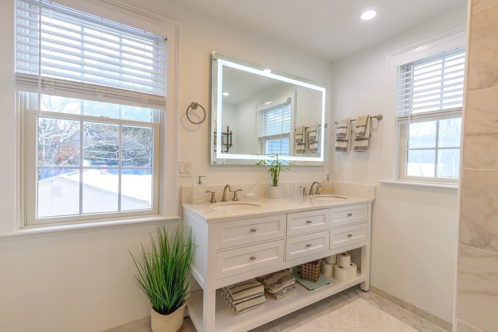 58 Walnut Street Shrewsbury, MA 01545 - Photo 19 of 39