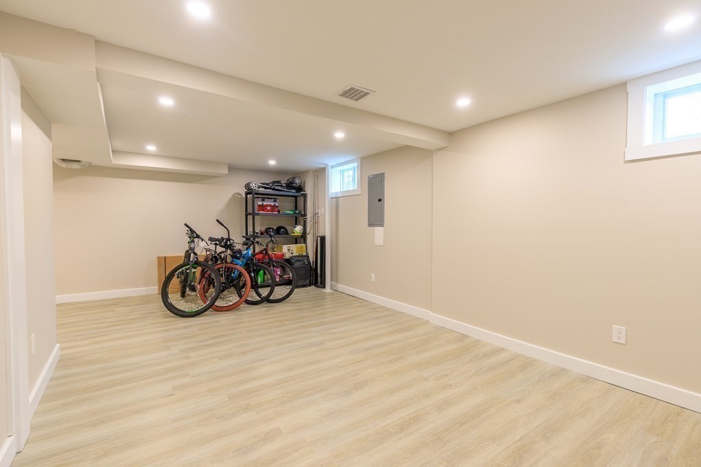 58 Walnut Street Shrewsbury, MA 01545 - Photo 32 of 39