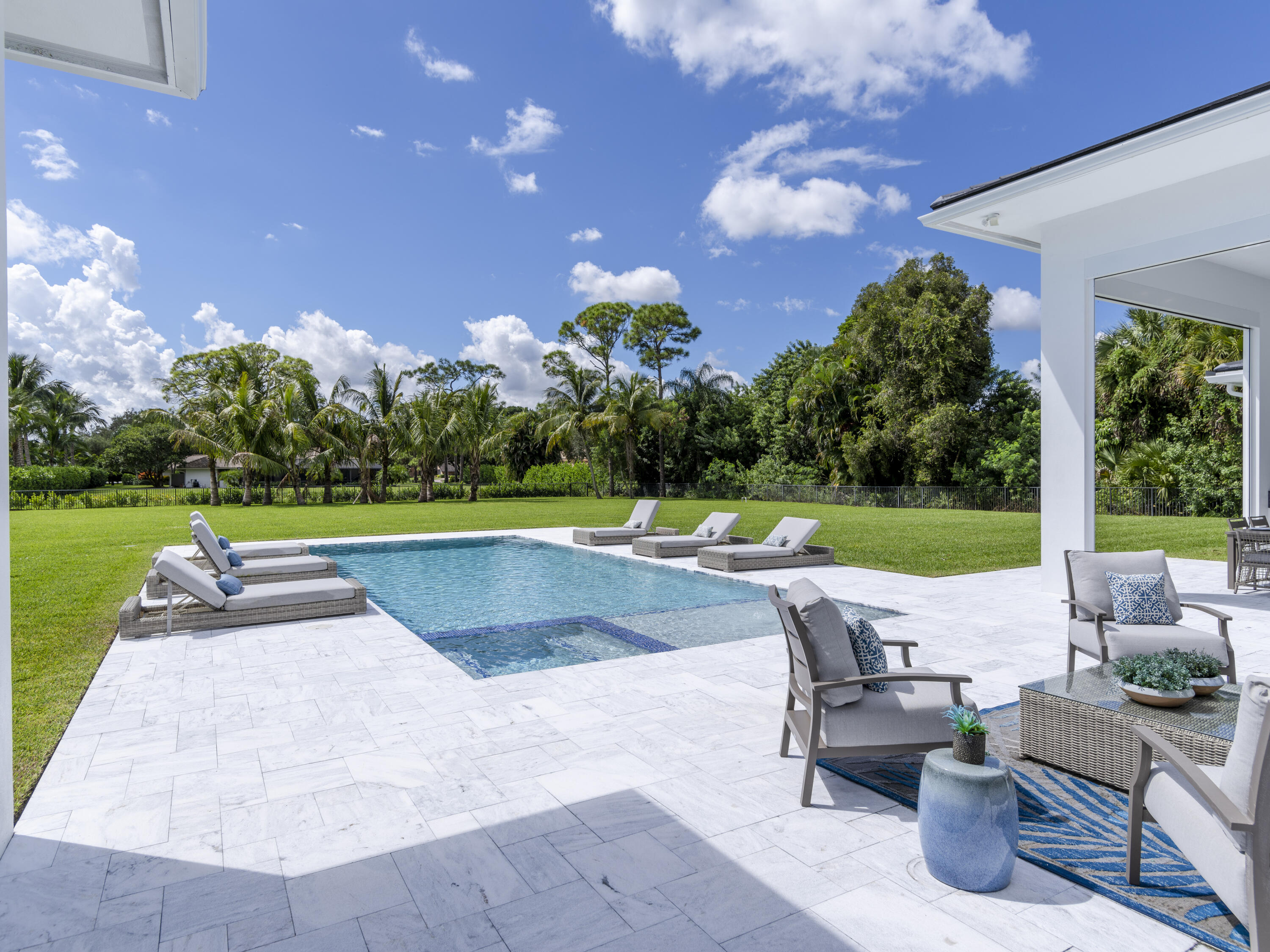 8617 North Native Dancer Road Palm Beach Gardens, FL 33418 - Photo 40 of 61 004