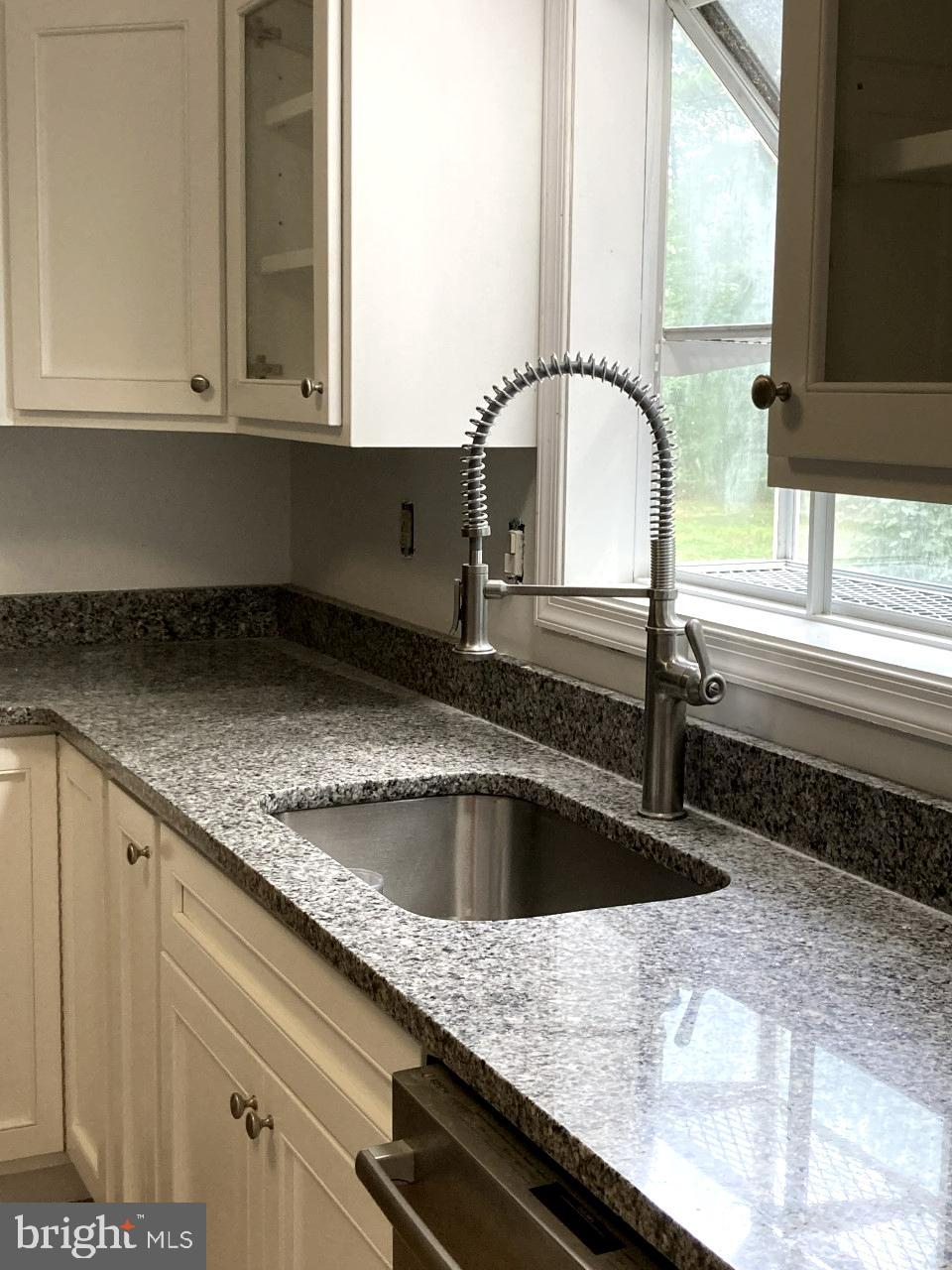 9416 Croppers Island Road Newark, MD 21841 - Photo 4 of 15 Gallery Image 4