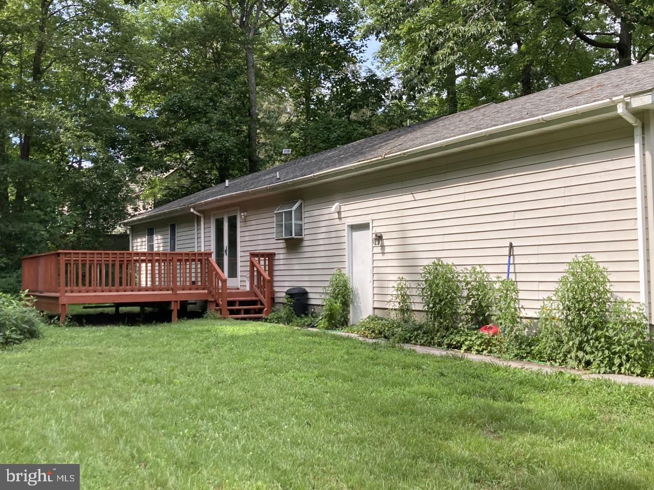 9416 Croppers Island Road Newark, MD 21841 - Photo 9 of 15 Large deck and plenty of space to entertain