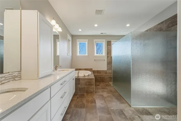 $659,900 | 1164 Southeast Creekside Drive, College Place, WA 99324