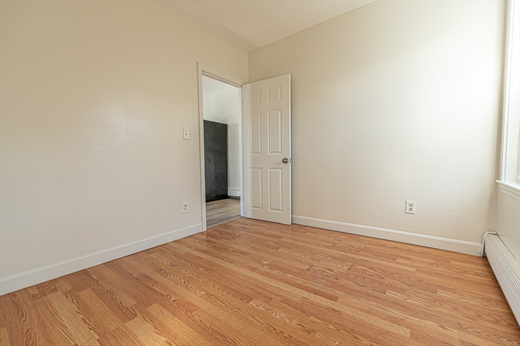 64 R Hazard Street New Bedford, MA 02740 - Photo 16 of 29