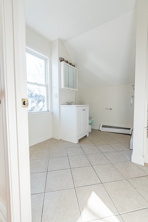 64 R Hazard Street New Bedford, MA 02740 - Photo 24 of 29