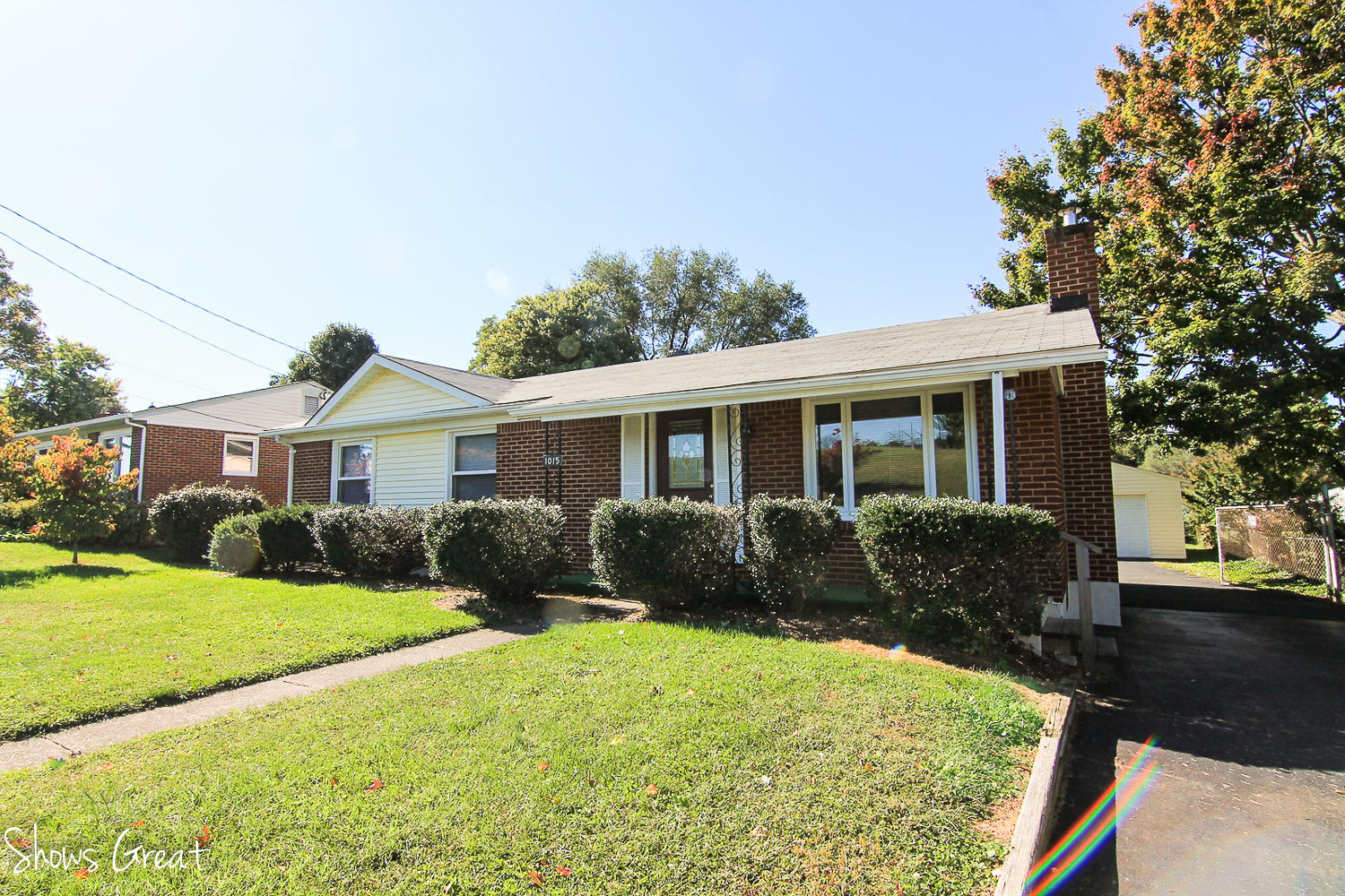 1015 Ruddell Road Vinton, VA 24179 - Photo 3 of 36 16-IMG_1672