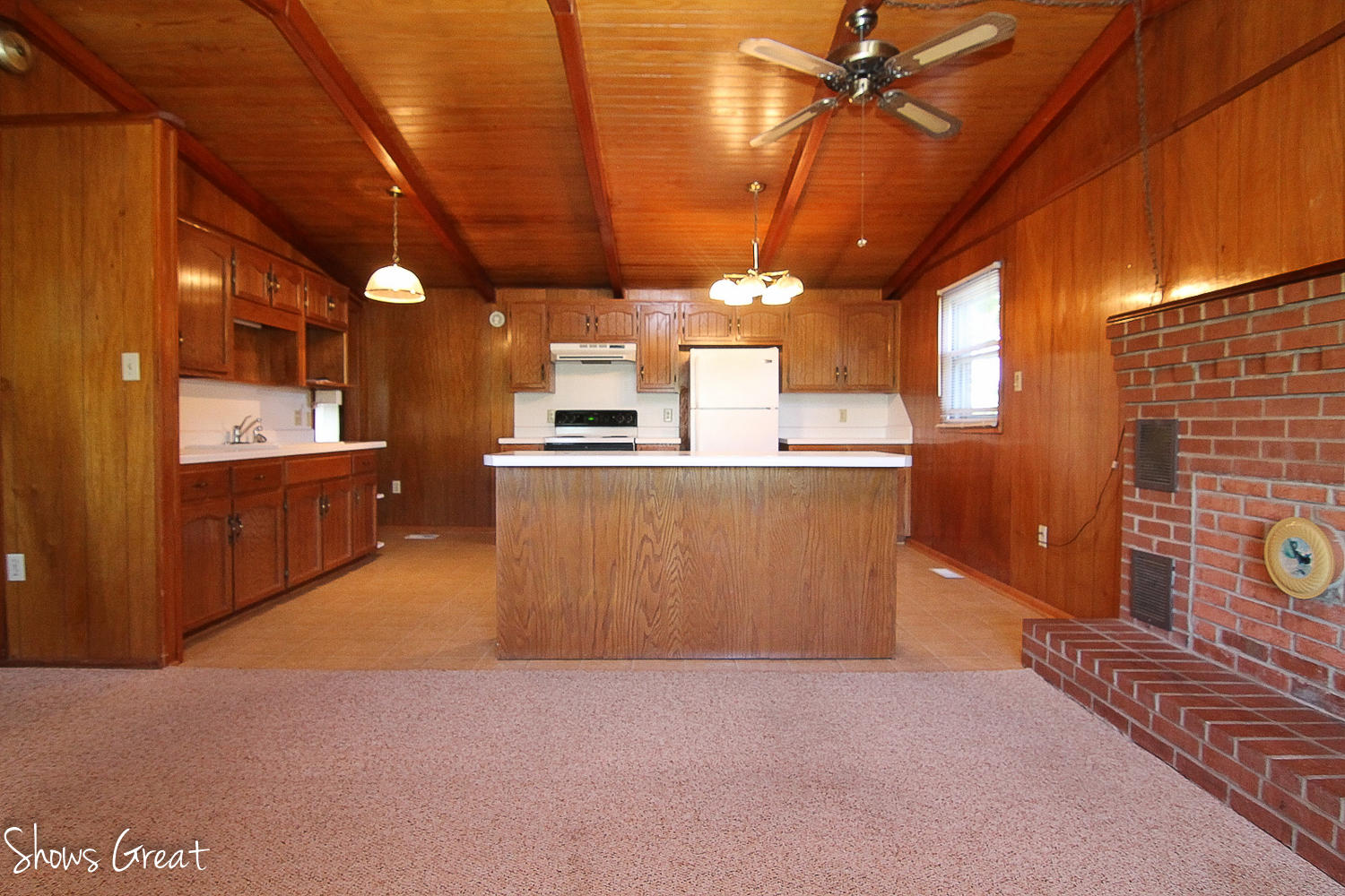 1015 Ruddell Road Vinton, VA 24179 - Photo 5 of 36 18-IMG_1676