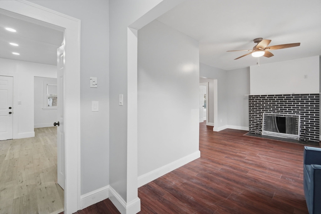 153 Bristol Street Springfield, MA 01109 - Photo 17 of 37