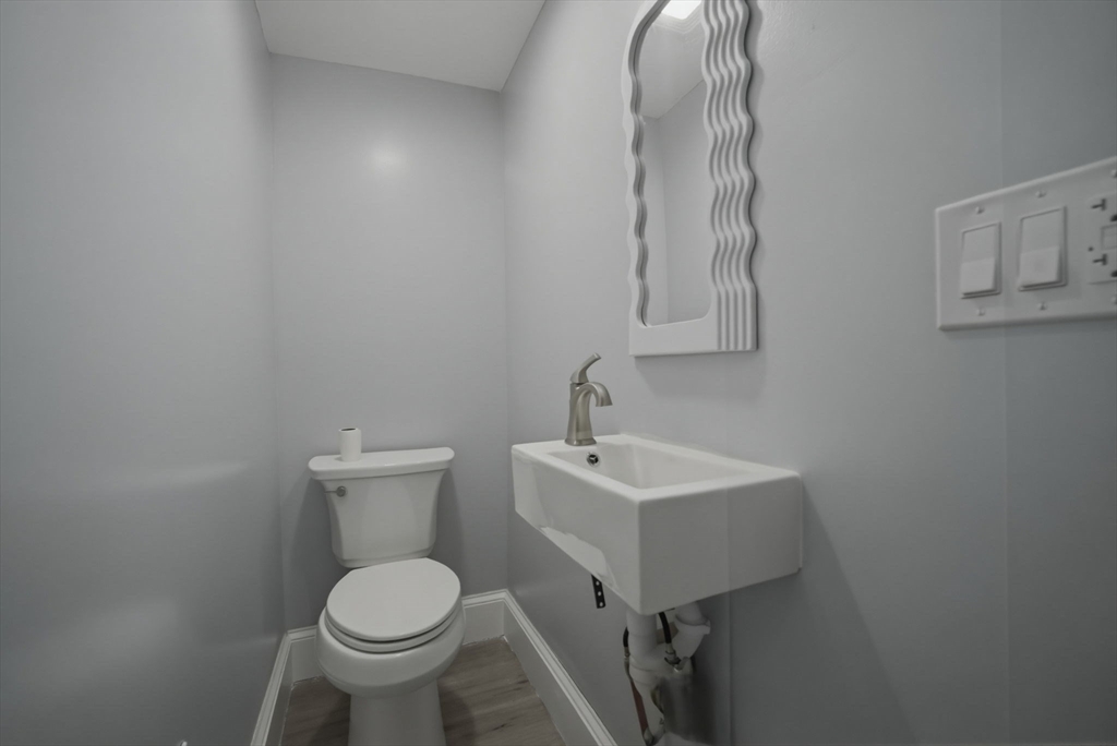 153 Bristol Street Springfield, MA 01109 - Photo 26 of 37