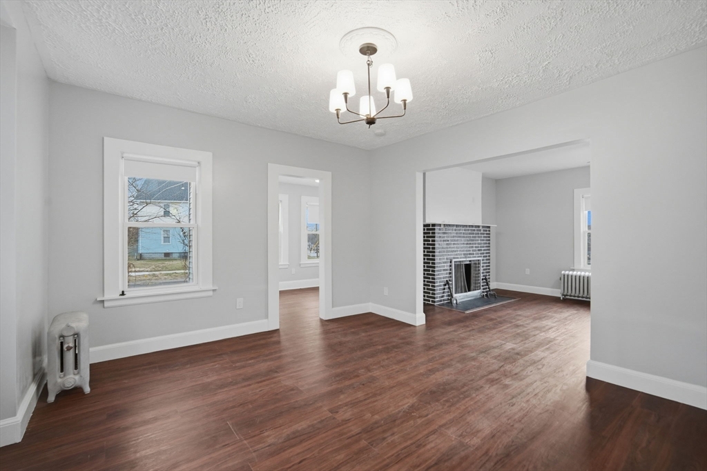 153 Bristol Street Springfield, MA 01109 - Photo 29 of 37