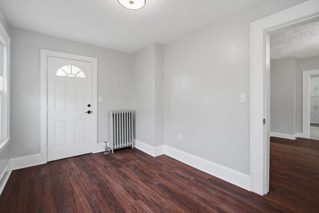 153 Bristol Street Springfield, MA 01109 - Photo 32 of 37