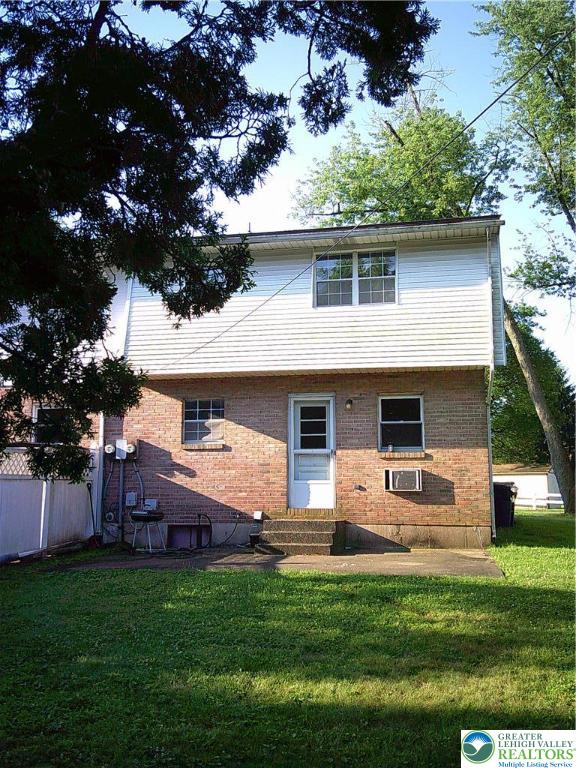 2041 Grove Street Allentown, PA 18104 - Photo 20 of 23 Rear of property