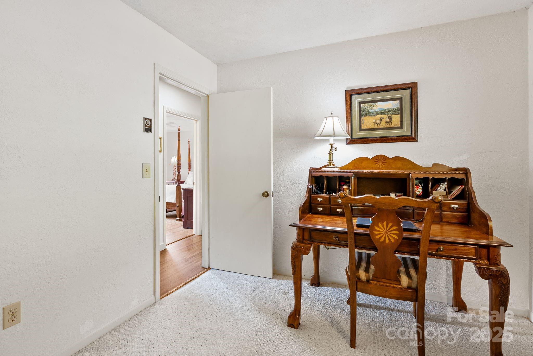 386 Country Club Drive Canton, NC 28716 - Photo 20 of 47 a view of a livingroom with furniture