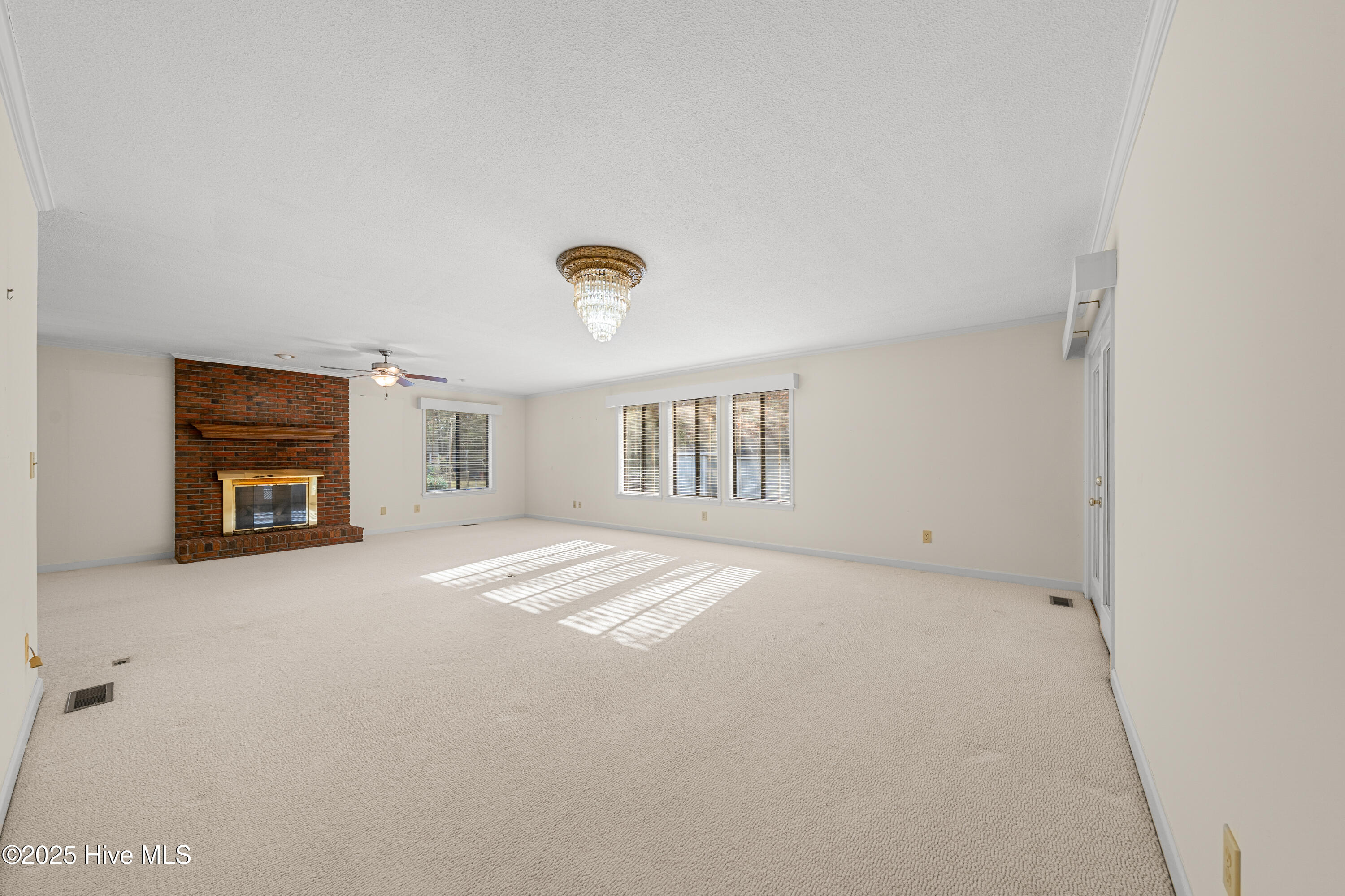 310 Gregory Road Wilmington, NC 28405 - Photo 8 of 79 310GregoryRd-120