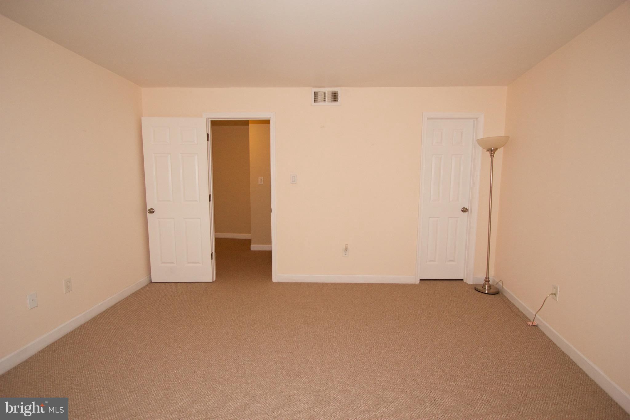 2507 Baltimore Road, Unit 1 Rockville, MD 20853 - Photo 20 of 30 an empty room with closet