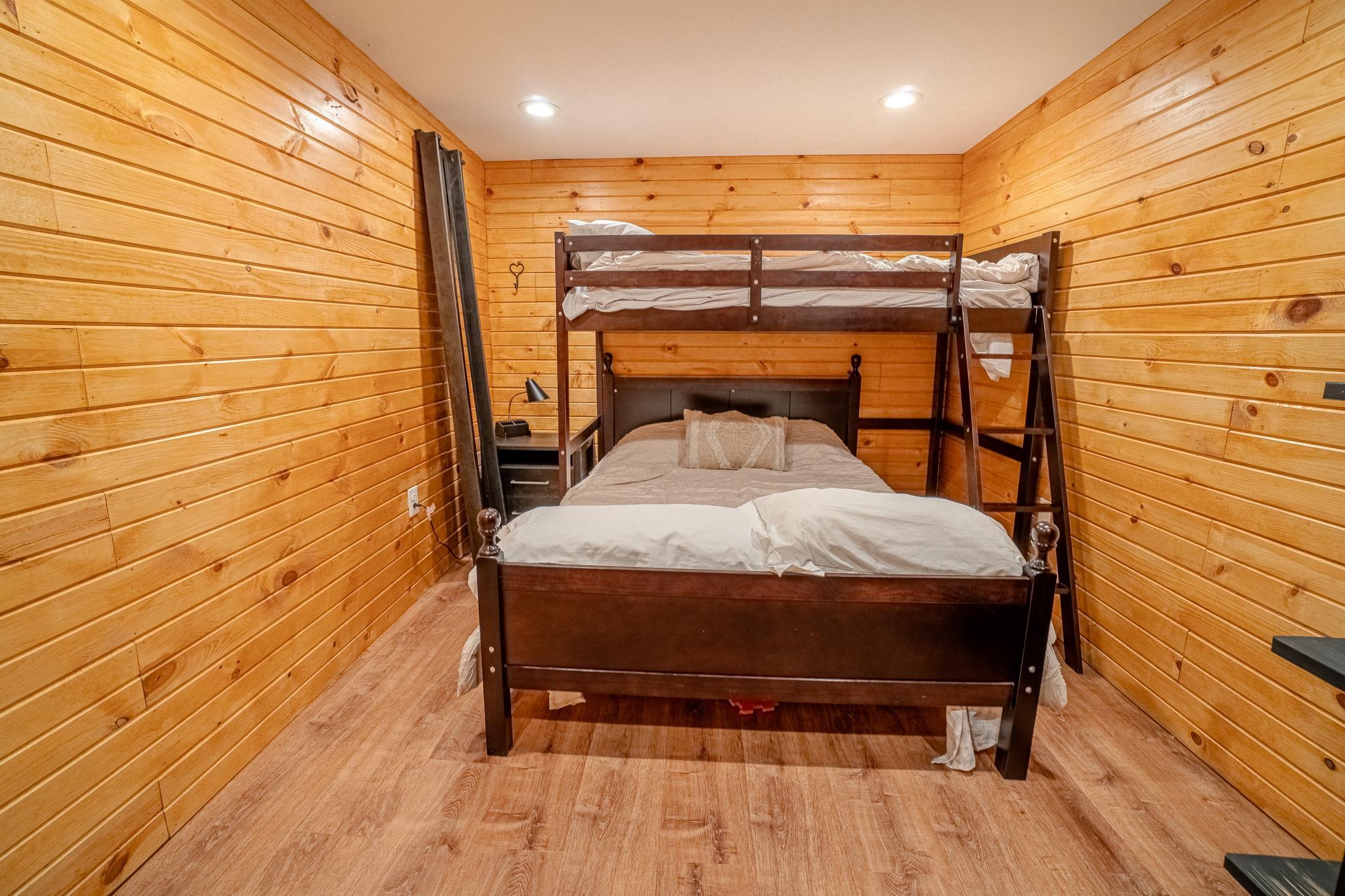 W10448 Whippoorwill Elroy, WI 53929 - Photo 27 of 30