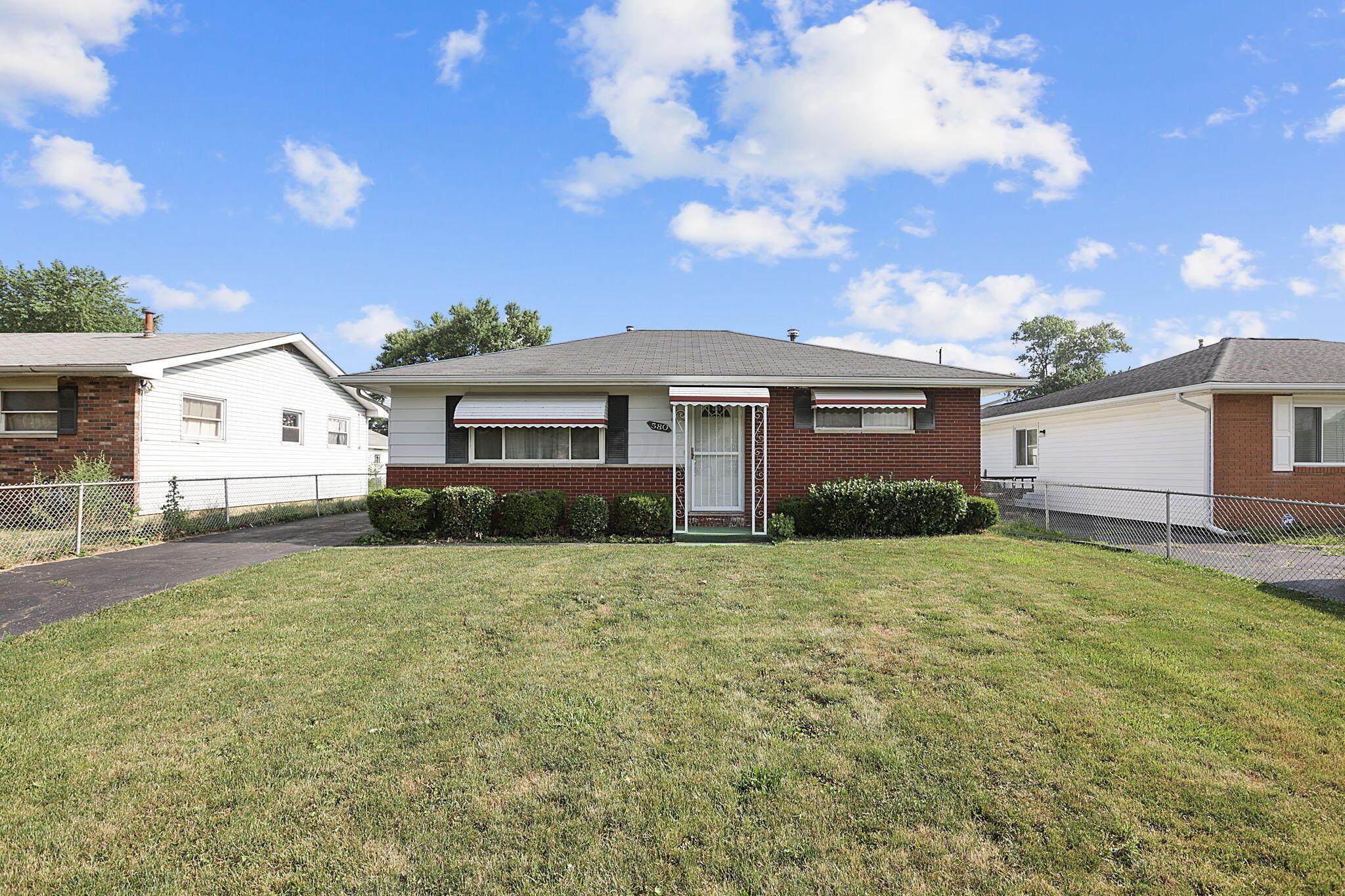 580 Rumsey Road Columbus, OH 43207 - Photo 4 of 49 Front of Home