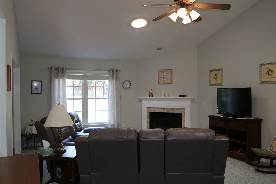 404 Chetola Road, Unit SENECA Seneca, SC 29672 - Photo 3 of 41 Gallery Image 3