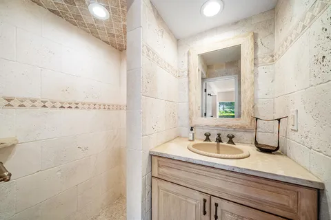 $1,725,000 | 112 Glenbrook Court, Atlantis, FL 33462