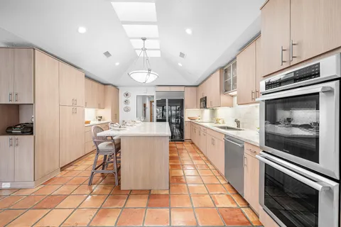 $1,725,000 | 112 Glenbrook Court, Atlantis, FL 33462