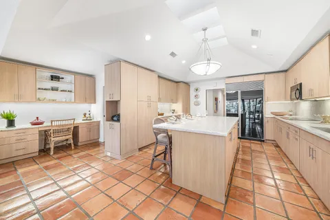 $1,725,000 | 112 Glenbrook Court, Atlantis, FL 33462