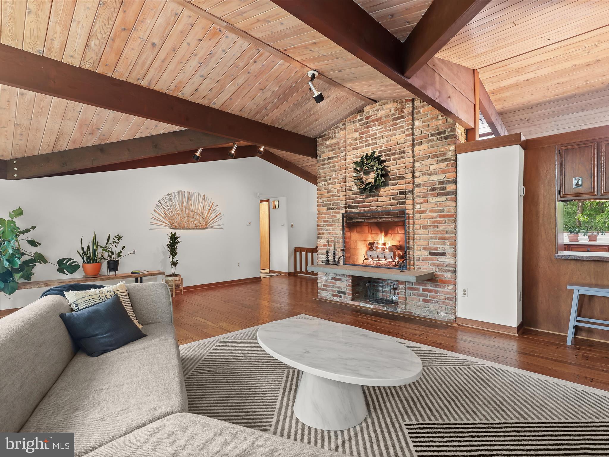 1809 Gamewell Road Silver Spring, MD 20905 - Photo 14 of 71 Gas fireplace