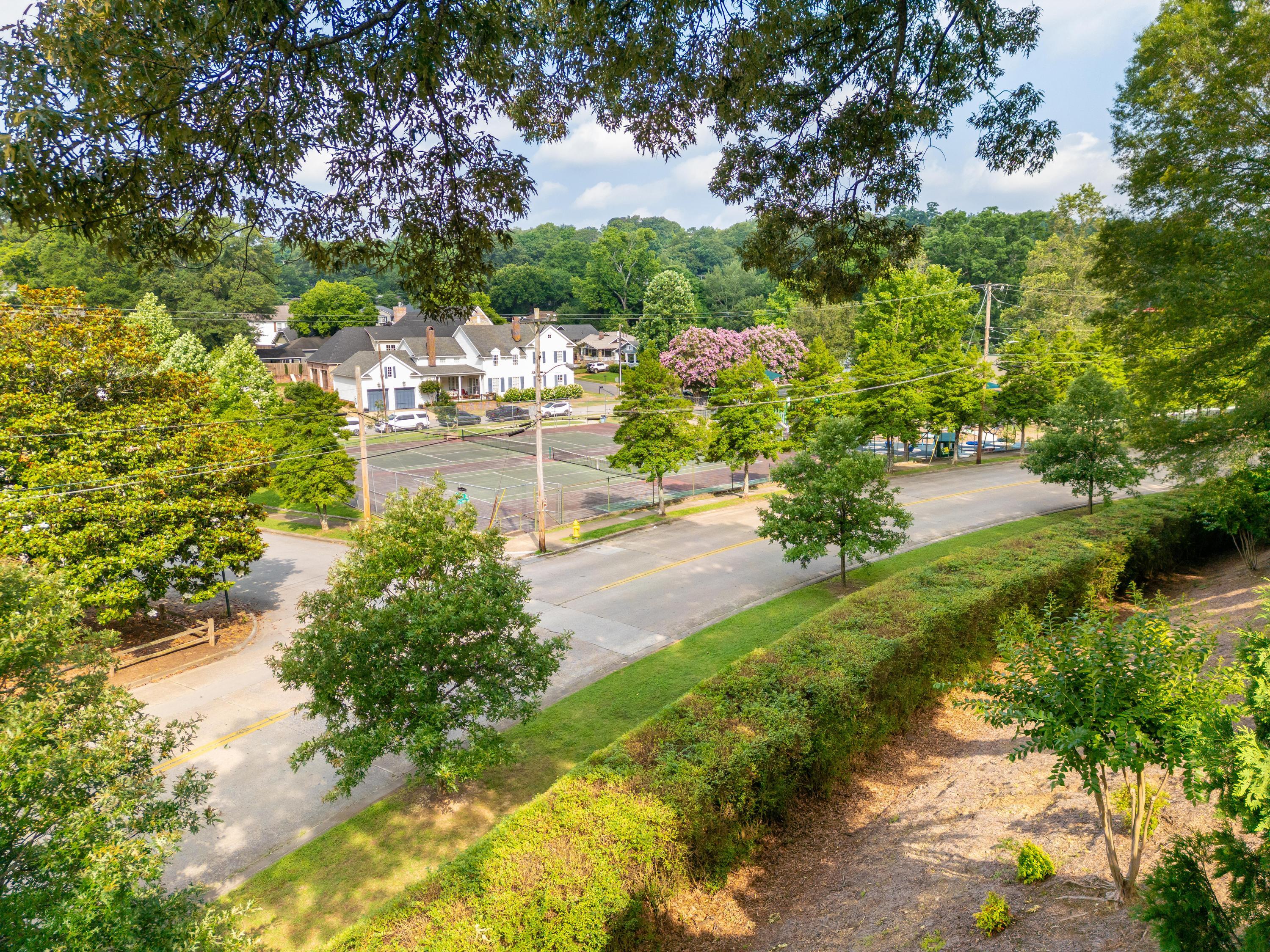 1500 Riverview Oaks Road Chattanooga, TN 37405 - Photo 18 of 55 2025_06_June_1500_Riverview_Oaks_Rd_0011