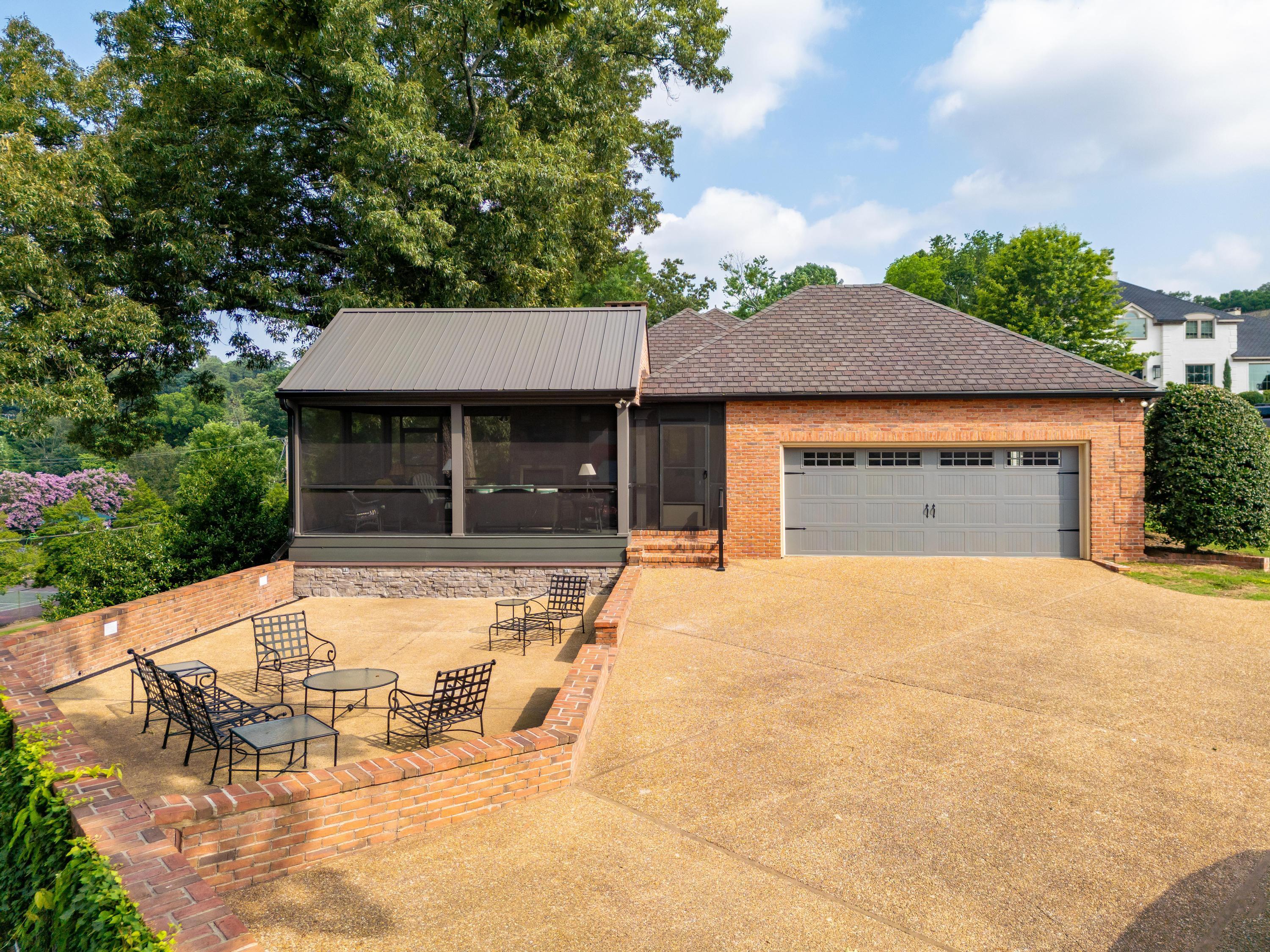 1500 Riverview Oaks Road Chattanooga, TN 37405 - Photo 42 of 55 2025_06_June_1500_Riverview_Oaks_Rd_0010