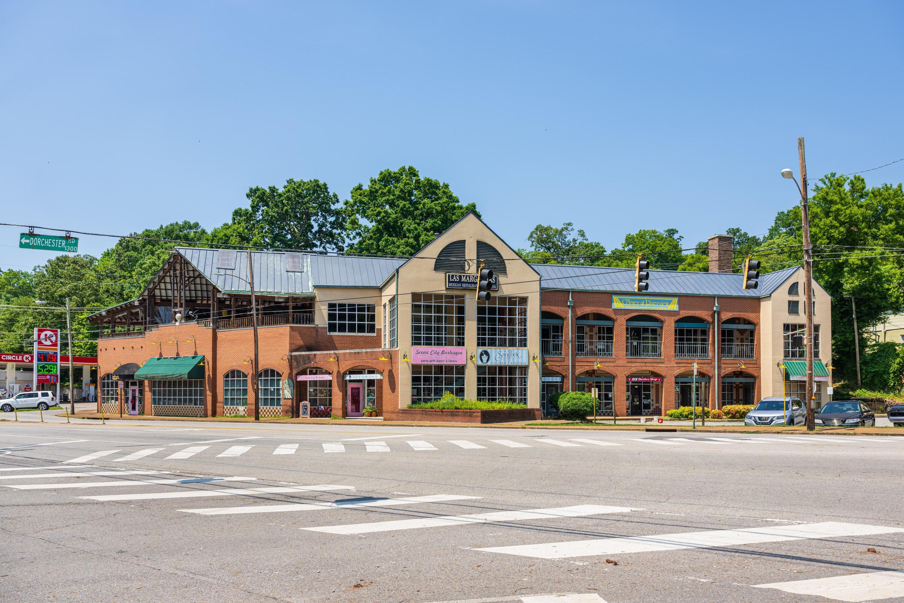 1500 Riverview Oaks Road Chattanooga, TN 37405 - Photo 48 of 55 Riverview Restaurants and Shops